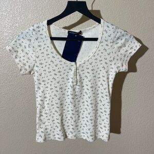 Brandy Melville White Floral Short Sleeve Tee